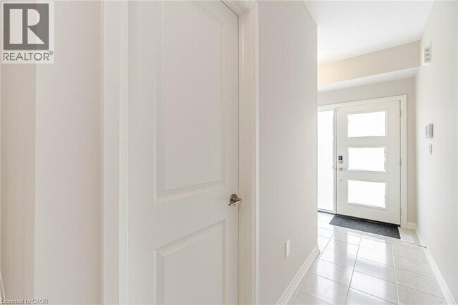 7310 Marvel Dr in Niagara Falls, ON - Building Photo - Building Photo