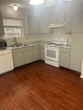9610 Sugar Hill Dr in Austin, TX - Building Photo - Building Photo