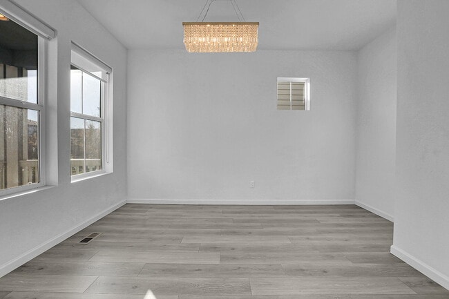 27897 E 7th Ave in Aurora, CO - Building Photo - Building Photo