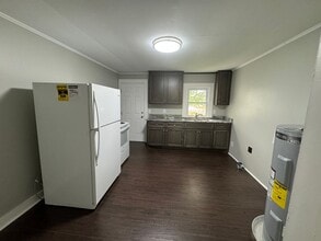 3067 Lee Rd in Gastonia, NC - Building Photo - Building Photo