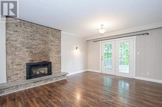 4 Jane Crescent in Barrie, ON - Building Photo - Building Photo