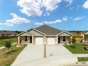 5121 Rose Petal Ct in Killeen, TX - Foto de edificio - Building Photo