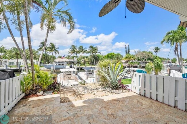 2661 NE 15th St in Pompano Beach, FL - Building Photo - Building Photo