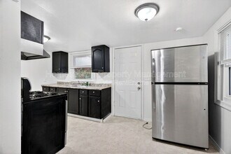 2008 Kappel Dr in St. Louis, MO - Building Photo - Building Photo