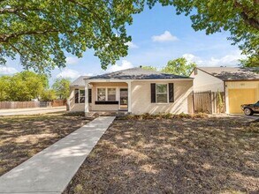 2712 Mission St in Fort Worth, TX - Building Photo - Building Photo