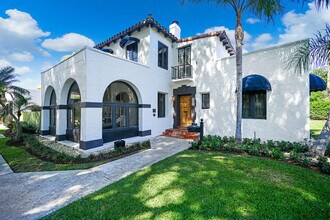 801 Hibiscus St in Boca Raton, FL - Building Photo - Building Photo