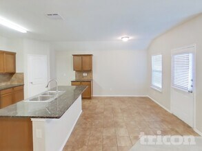 1114 Bellevue Dr in Princeton, TX - Foto de edificio - Building Photo