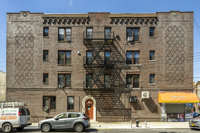 6701 8th Ave in Brooklyn, NY - Building Photo - Building Photo