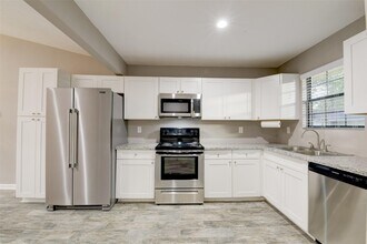 3491 Balboa Cir in Montgomery, TX - Building Photo - Building Photo