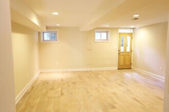 726 Quincy St NW, Unit #B in Washington, DC - Building Photo - Building Photo