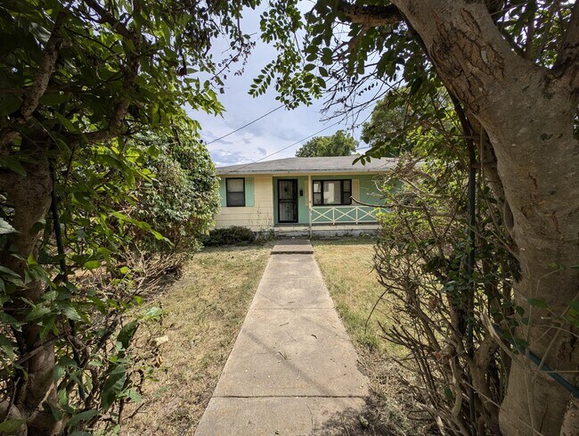 210 Columbian Ave in Mt Pleasant, TN - Building Photo - Building Photo