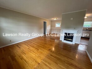 900 Flanders Ln in Salem, VA - Building Photo - Building Photo