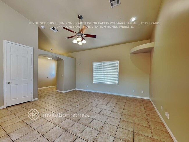 1017 N 61st Dr in Phoenix, AZ - Building Photo - Building Photo