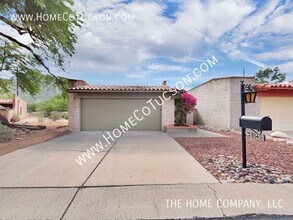8540 N Calle Tioga in Tucson, AZ - Building Photo - Building Photo