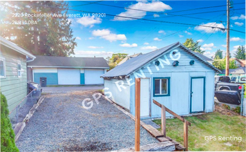 2220 Rockefeller Ave in Everett, WA - Building Photo - Building Photo