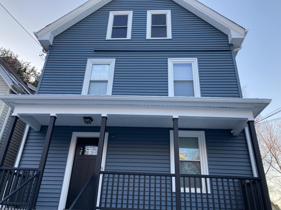 57 Jessie St, Unit 1st Floor in Swampscott, MA - Building Photo