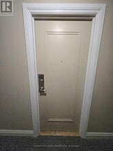 3650 Kingston Rd in Toronto, ON - Building Photo - Building Photo