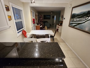 305 3rd St in Lake Park, FL - Building Photo - Building Photo