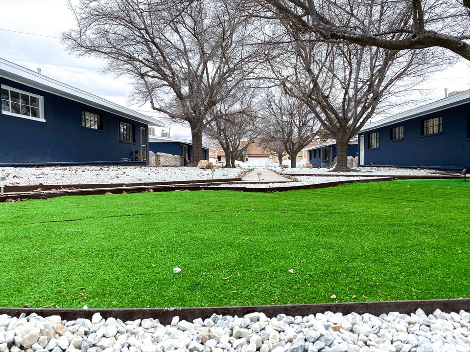 Treehouse Terrace Apartments in Las Cruces, NM - Foto de edificio