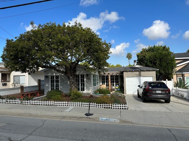 property at 1915 Bataan Rd