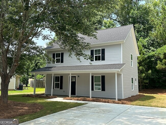 24 Mill Stream Ct in Newnan, GA - Foto de edificio - Building Photo