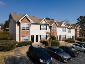 Alexander Crossing in Loganville, GA - Building Photo - Building Photo