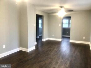 102 S Whissen St in Edinburg, VA - Building Photo - Building Photo