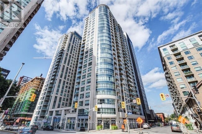 property at 195-195 Besserer St