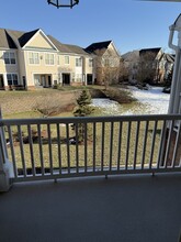 43865 Hickory Corner Terrace, Unit 106 in Ashburn, VA - Foto de edificio - Building Photo