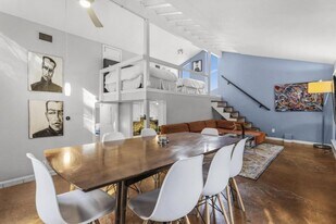 1911 Westridge Dr in Austin, TX - Building Photo