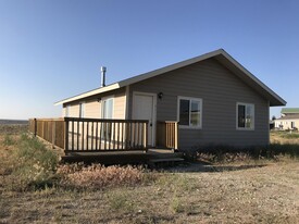 70 Indianwood Trail in Pinedale, WY - Foto de edificio - Building Photo