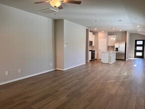136 Clay Creek Ln in Montgomery, TX - Building Photo - Building Photo