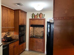 1511 SW 4th Ave in Fort Lauderdale, FL - Building Photo - Building Photo