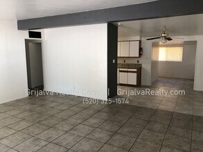 1415 E Lester St in Tucson, AZ - Building Photo - Building Photo