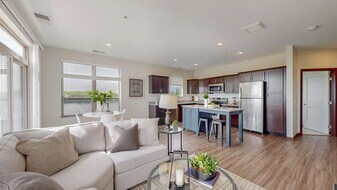 Lake Jonathan Flats in Chaska, MN - Building Photo