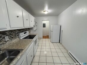 17 Ferris Ave in Norwalk, CT - Building Photo - Building Photo