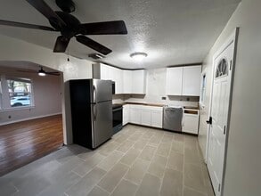 3730 3rd Ave N in St. Petersburg, FL - Foto de edificio - Building Photo