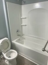 948 Cheyenne St in Leavenworth, KS - Building Photo - Building Photo