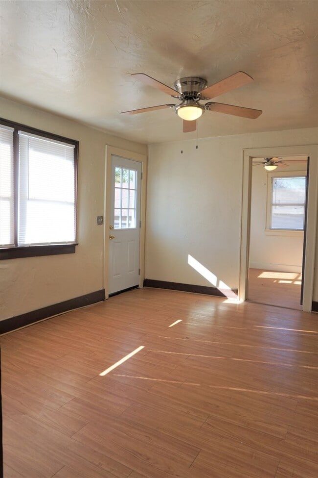 523 SW 26th St in Oklahoma City, OK - Building Photo - Building Photo