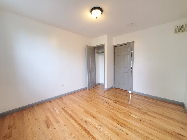 529 18th Ave in Newark, NJ - Building Photo - Building Photo