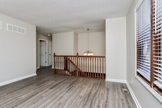 1253 Advance Dr in Florissant, MO - Building Photo - Building Photo