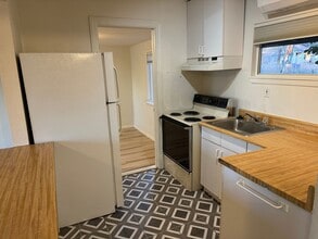 831 Buschmann Rd in Paradise, CA - Building Photo - Building Photo