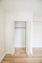1629      W Morse Ave in Chicago, IL - Foto de edificio - Building Photo