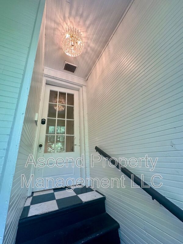 1501 N Chamberlain Ave in Chattanooga, TN - Foto de edificio - Building Photo