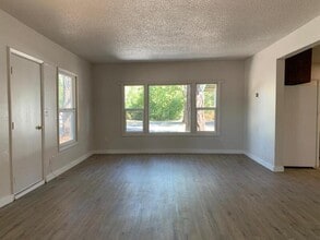 1465 Fruitdale Dr in Grants Pass, OR - Building Photo - Building Photo