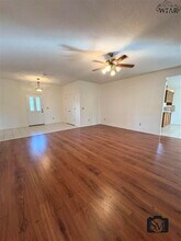 1431 Cherokee Cir in Burkburnett, TX - Building Photo - Building Photo