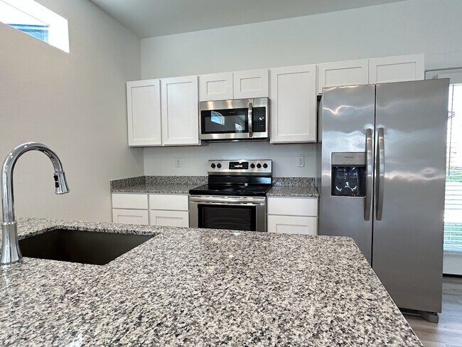 960 Ventnor Ave in Centerton, AR - Building Photo - Building Photo