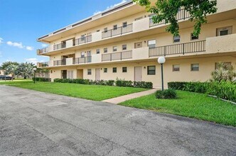201 Berkley Rd in Hollywood, FL - Building Photo - Building Photo