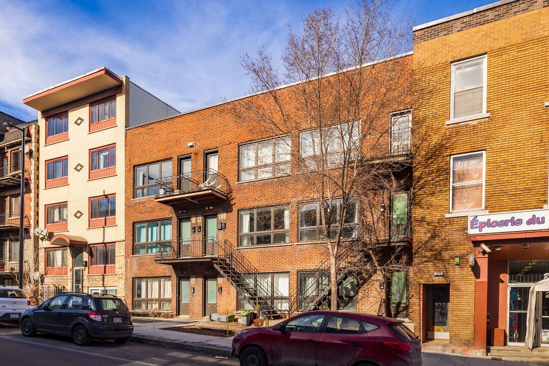 2519 Frontenac St in Montréal, QC - Building Photo