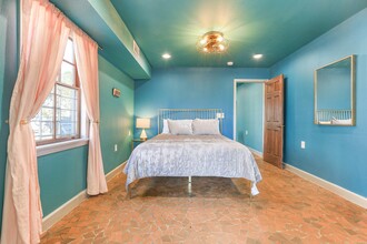 1810 Moss St in New Orleans, LA - Building Photo - Building Photo